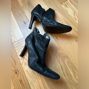 1997 vintage ankle stiletto booties 3 inch heel